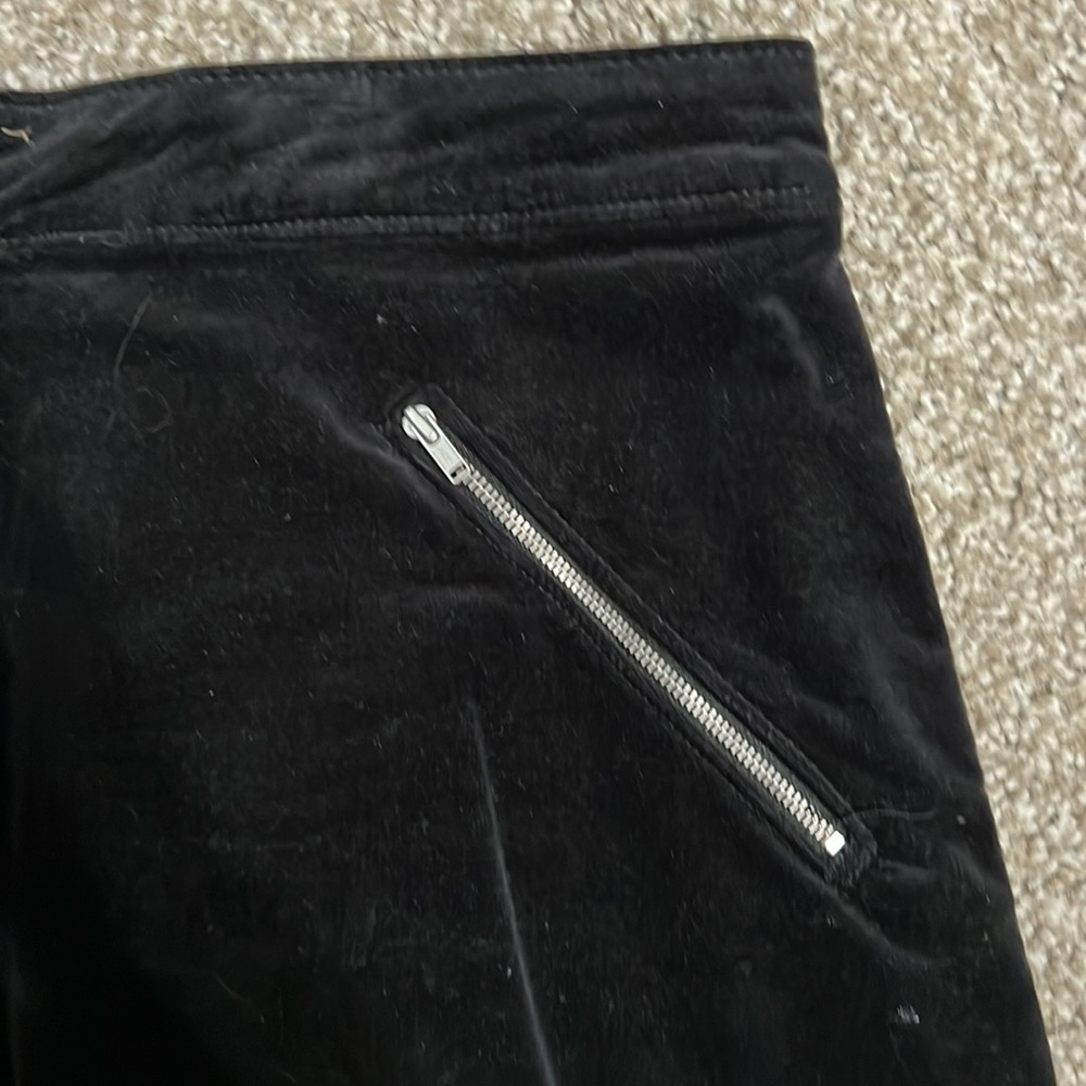 Black Velvet skirt - Picture 3 of 4